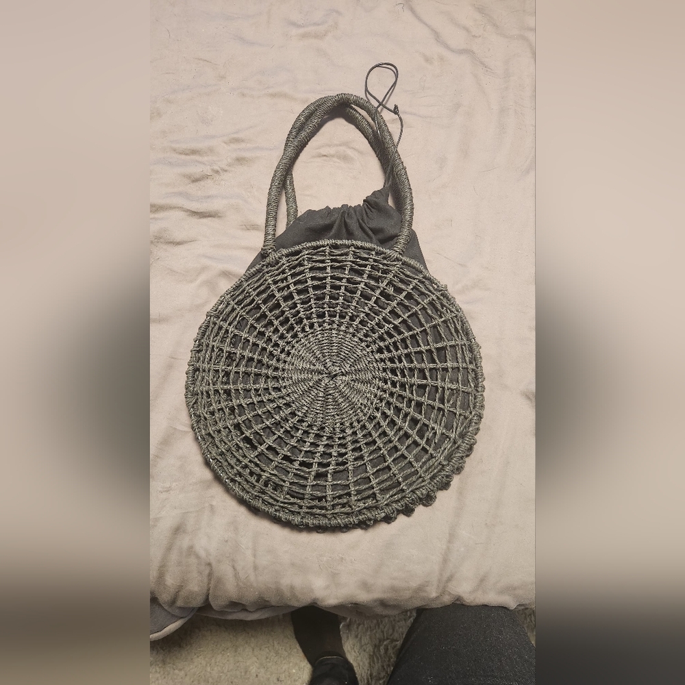 Topshop Black Wicker Beach Bag - Picture 6 of 6